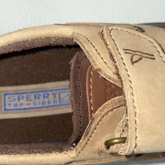 ⭐️HP⭐️Sz9.5 kids Sperry Top Siders NWOT and in EC Brown/tan leather - Picture 9 of 11
